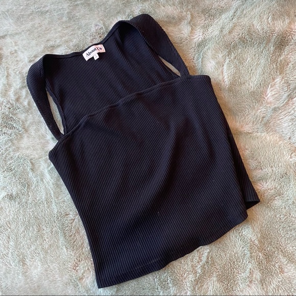 Revolve Tank Top - Picture 4 of 4